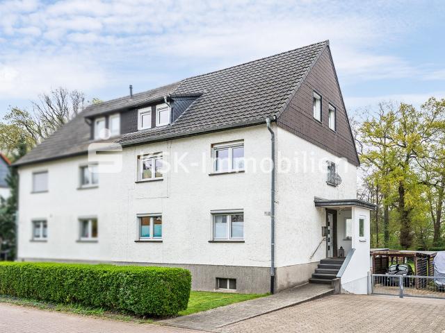 Mehrfamilienhaus kaufen in Moitzfeld, Bergisch Gladbach