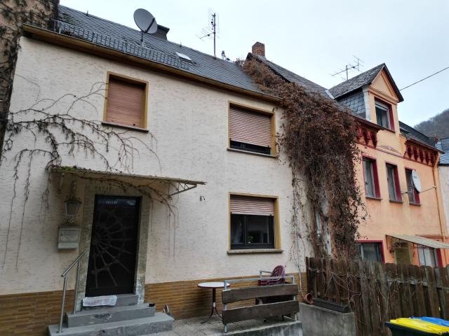 Villa kaufen in Löf, Rheinland-Pfalz