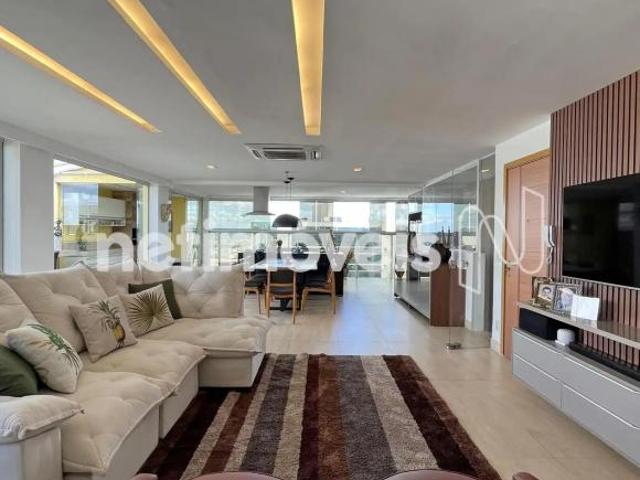 Apartamento venda em Região Geográfica Imediata do Distrito Federal, Região Integrada de Desenvolvimento do Distrito Federal e Entorno