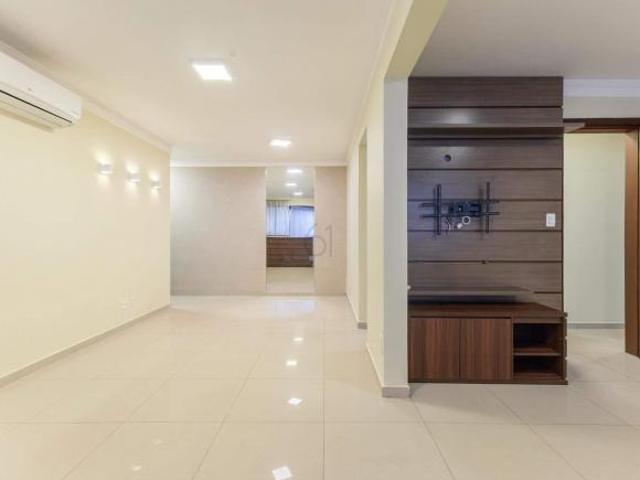 Apartamento venda em Região Geográfica Imediata do Distrito Federal, Região Integrada de Desenvolvimento do Distrito Federal e Entorno