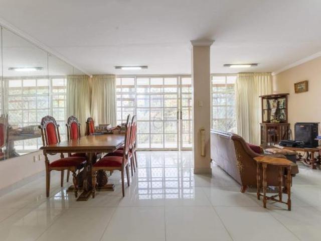 Casa venda em SQS 307, Plano Piloto