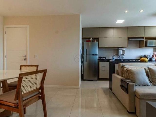 Apartamento venda em Região Geográfica Imediata do Distrito Federal, Região Integrada de Desenvolvimento do Distrito Federal e Entorno