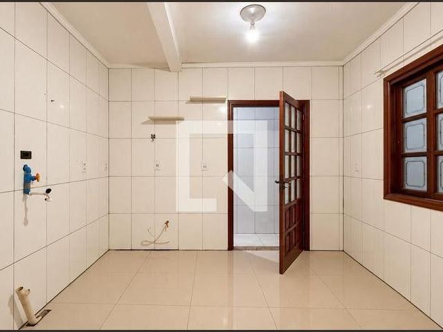 Casa aluguel em Campo Novo, Porto Alegre