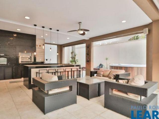 Casa venda em Alphaville Residencial 12, Santana de Parnaíba