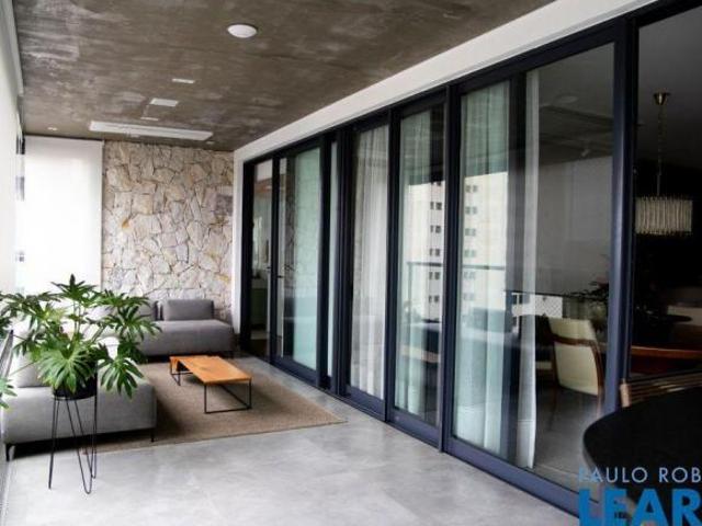 Apartamento venda em Barueri, Alphaville