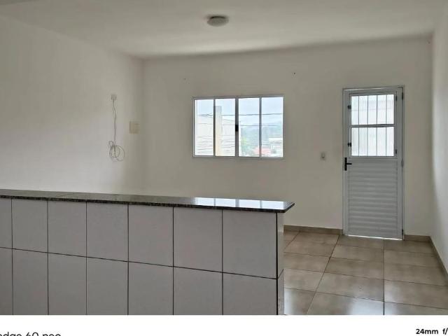 Casa aluguel em Araçariguama
