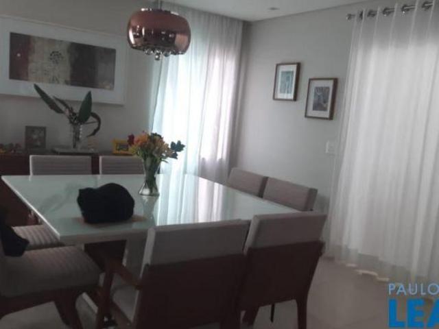 Casa venda em Aruja Hills 3, Arujá