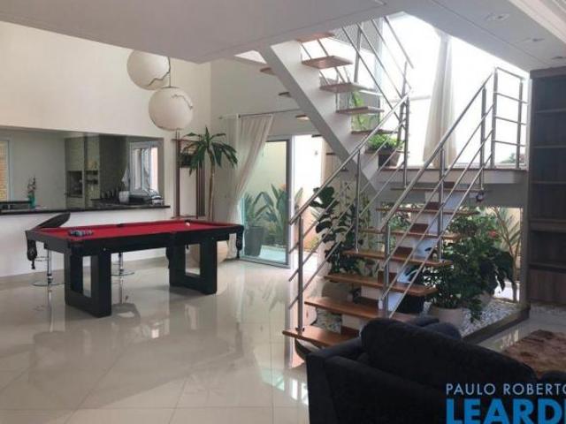 Casa venda em Aruja Hills 3, Arujá