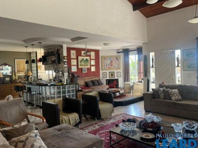 Casa venda em Aruja Hills 3, Arujá