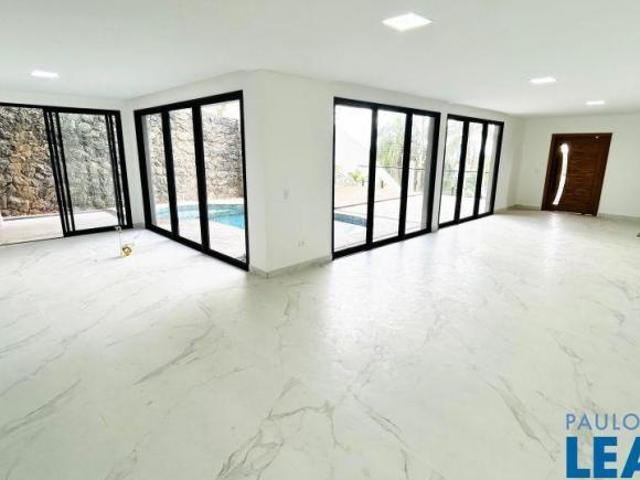 Casa venda em Vila Riman, Arujá