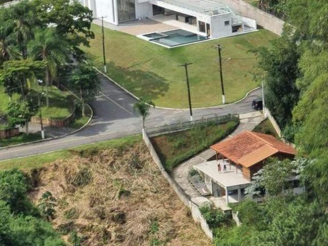 Terreno venda em Arujá