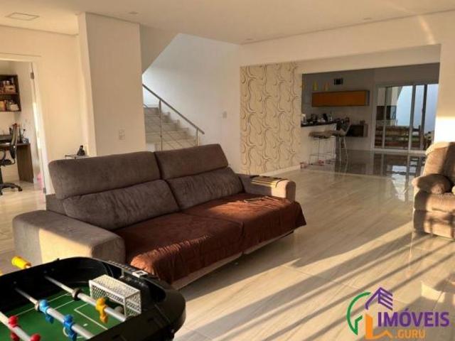 Casa venda em Jardim Via Dutra, Arujá