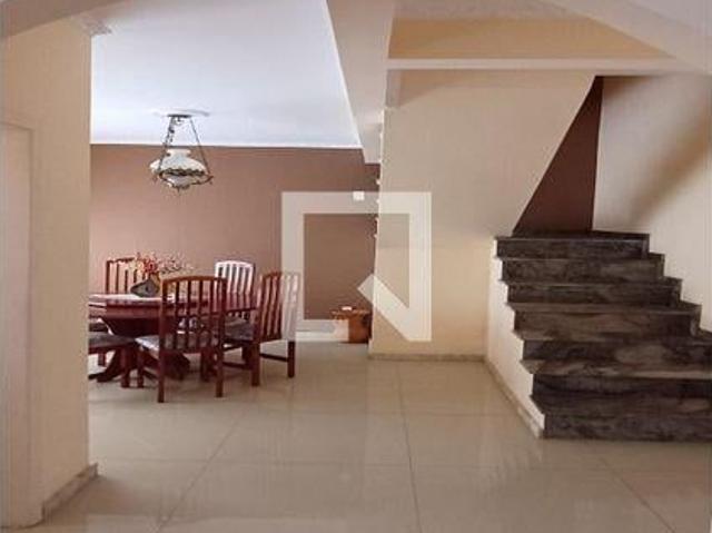 Casa aluguel em Barreiros, São José