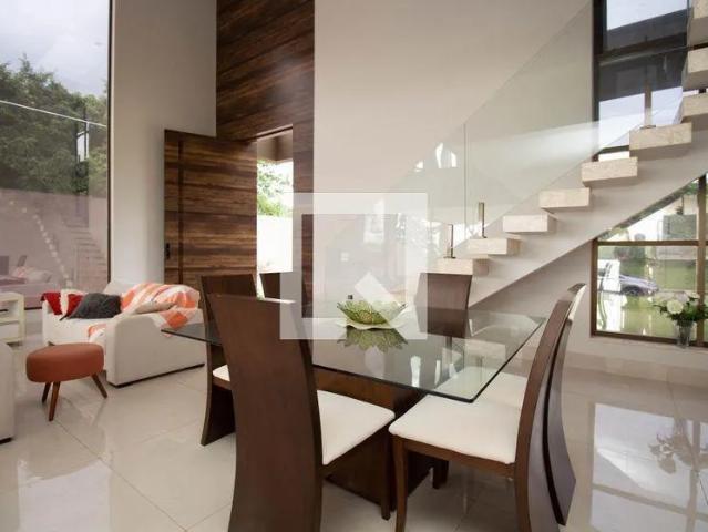 Casa aluguel em Lago Norte, Região Geográfica Intermediária do Distrito Federal
