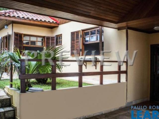 Casa venda em Região Imediata de Taubaté-Pindamonhangaba, Região Metropolitana do Vale do Paraíba e Litoral Norte