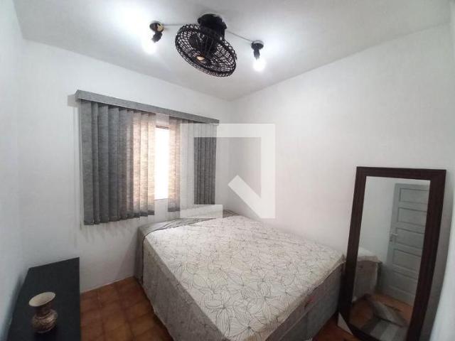 Casa aluguel em São Vicente