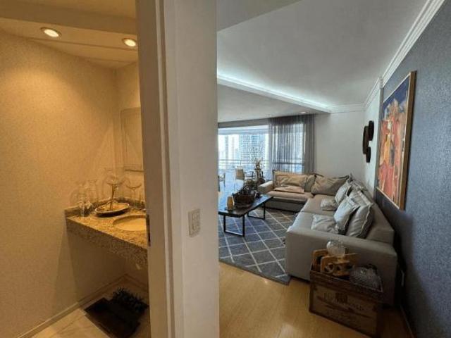 Apartamento venda em Região Geográfica Imediata de Londrina, Londrina