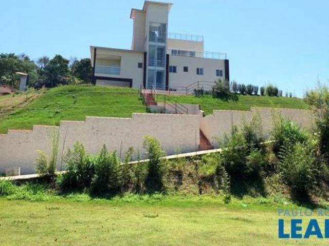 Casa venda em Região Imediata de São José dos Campos, Região Metropolitana do Vale do Paraíba e Litoral Norte