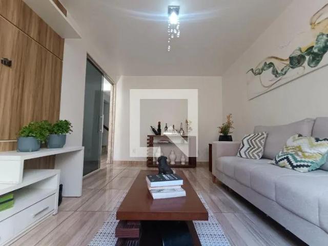 Casa aluguel em Vale dos Cristais, Macaé