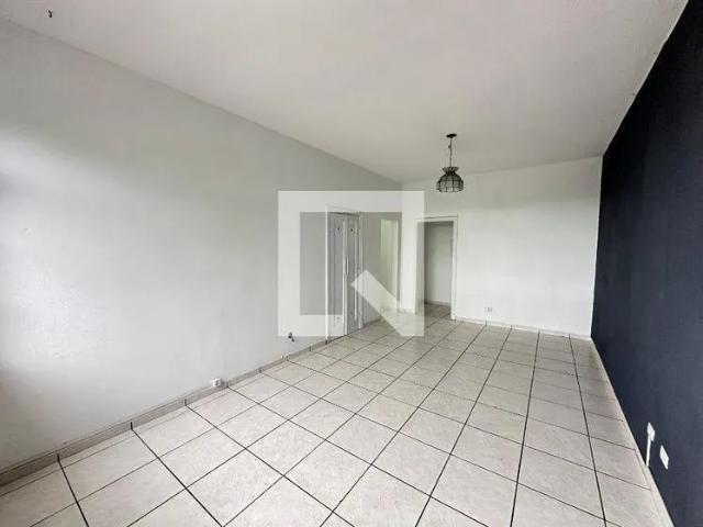 Apartamento aluguel em São Vicente