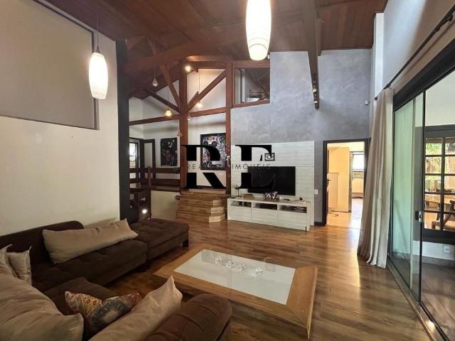 Casa aluguel em Nova Crixás, Região Geográfica Intermediária de Goiânia