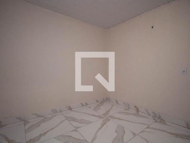 Casa aluguel em QR 405, Samambaia