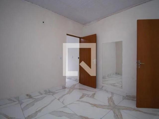 Casa aluguel em QR 405, Samambaia