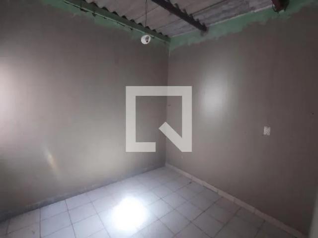 Casa aluguel em QR 125, Samambaia