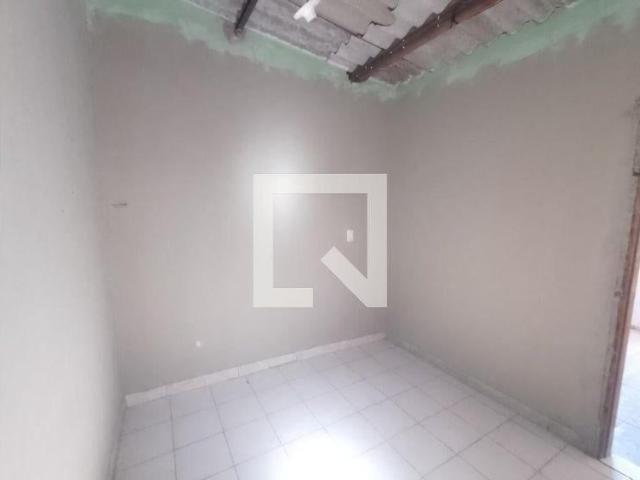 Casa aluguel em QR 125, Samambaia