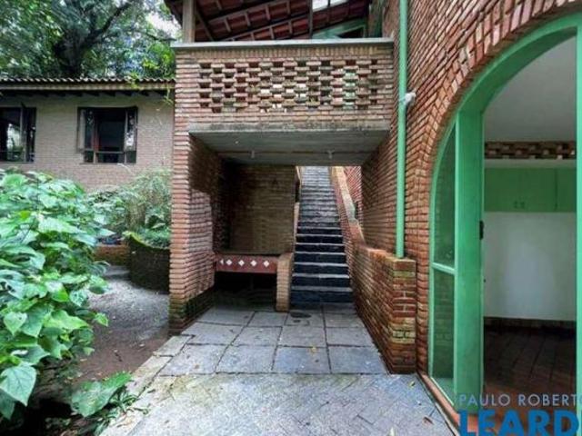 Sítio e chácara venda em Cotia, São Paulo