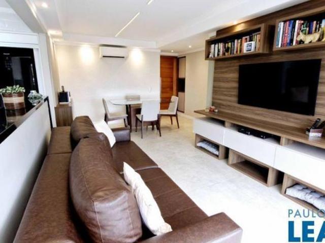 Apartamento venda em Região Imediata de São Paulo, Região Metropolitana de São Paulo