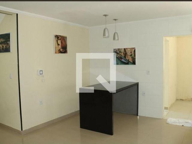 Casa aluguel em Caucaia do Alto, Cotia