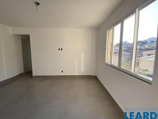 Apartamento venda em Região Geográfica Imediata de Belo Horizonte, Região Metropolitana de Belo Horizonte