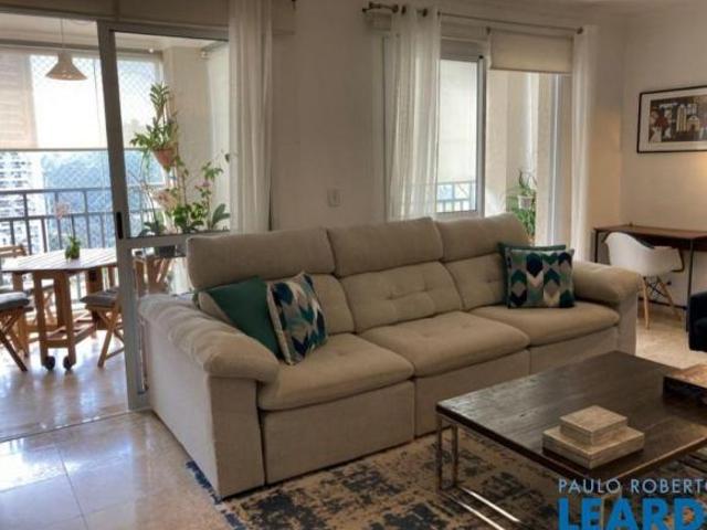 Apartamento venda em Vila Andrade, São Paulo