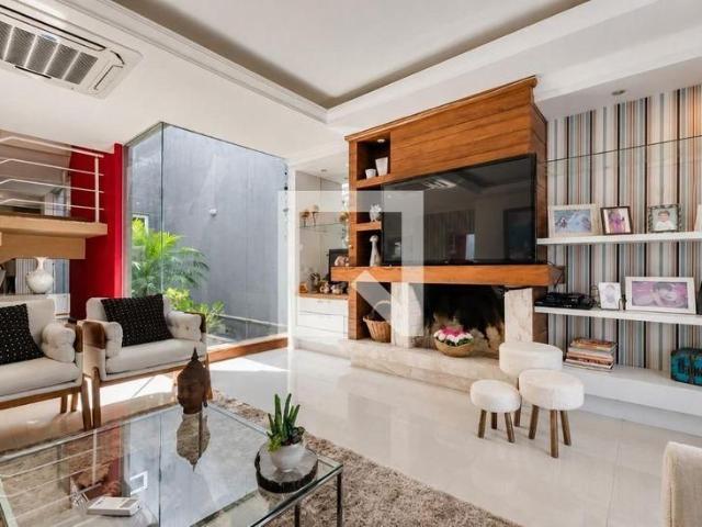 Casa aluguel em Vila Assunção, Porto Alegre