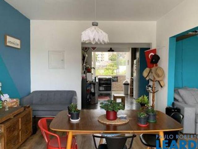 Apartamento venda em Região Imediata de São Paulo, Região Metropolitana de São Paulo