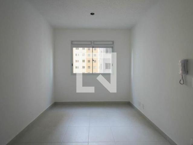 Apartamento aluguel em Parque Novo Mundo, São Paulo