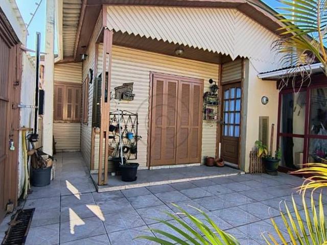 Casa venda em Rio Grande, Região Geográfica Intermediária de Pelotas