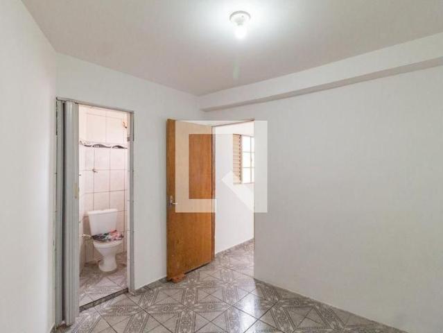 Casa aluguel em Jardim Ana Estela, Carapicuíba