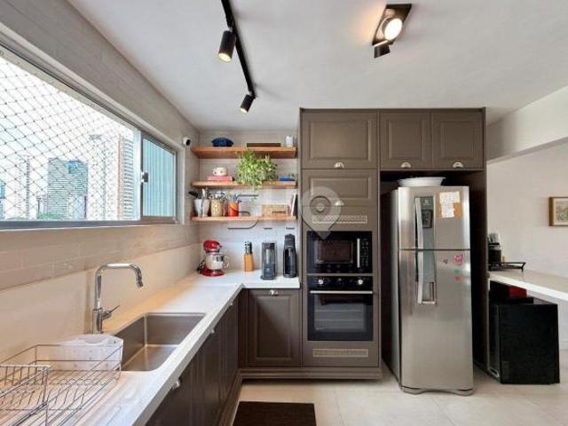 Apartamento venda em Região Imediata de São Paulo, Região Metropolitana de São Paulo