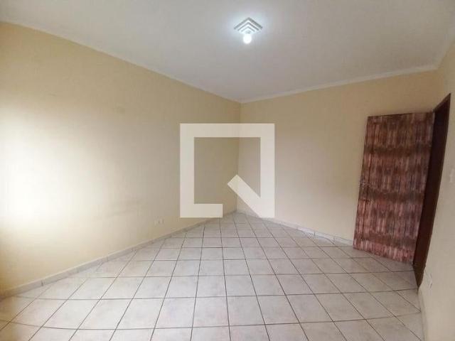 Apartamento aluguel em São Vicente