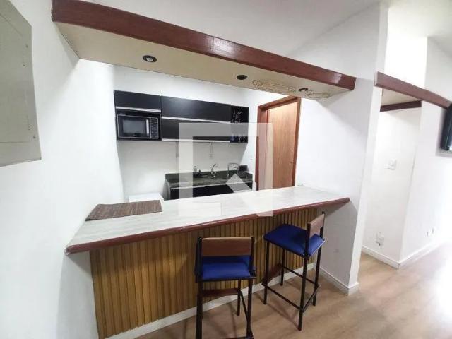 Apartamento aluguel em São Vicente