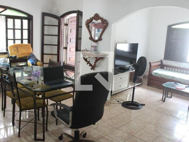 Casa aluguel em São Vicente
