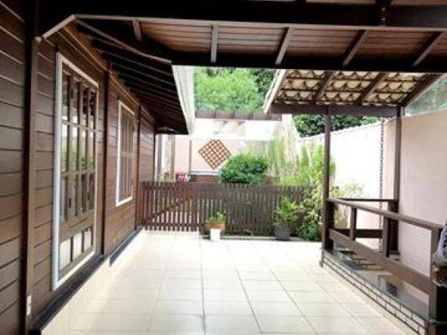 Casa venda em Itaquaquecetuba
