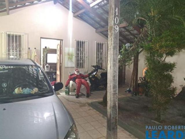 Casa venda em Atibaia