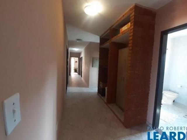 Casa venda em Atibaia