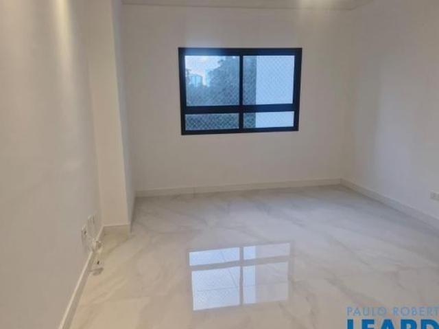 Apartamento venda em Campo Grande, São Paulo