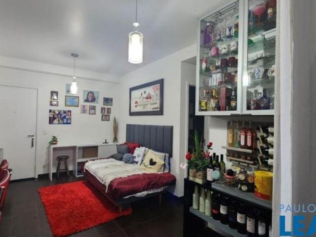 Apartamento venda em Região Imediata de São Paulo, Região Metropolitana de São Paulo