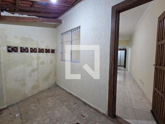 Casa aluguel em Melvi, Praia Grande