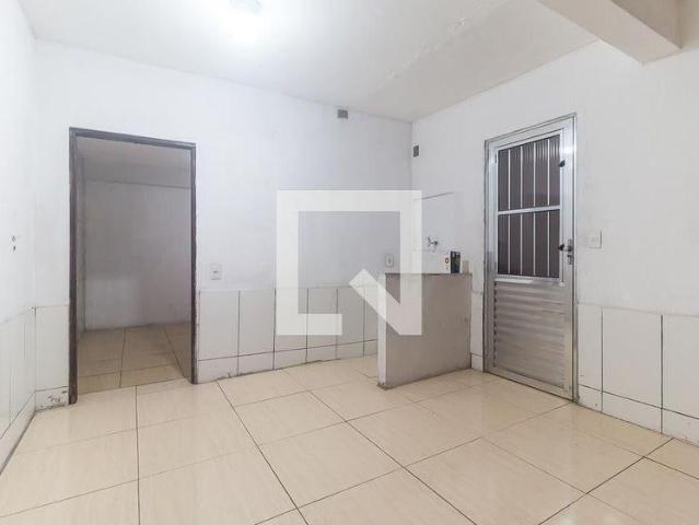 Casa aluguel em Poá